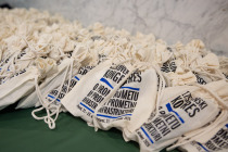 3913